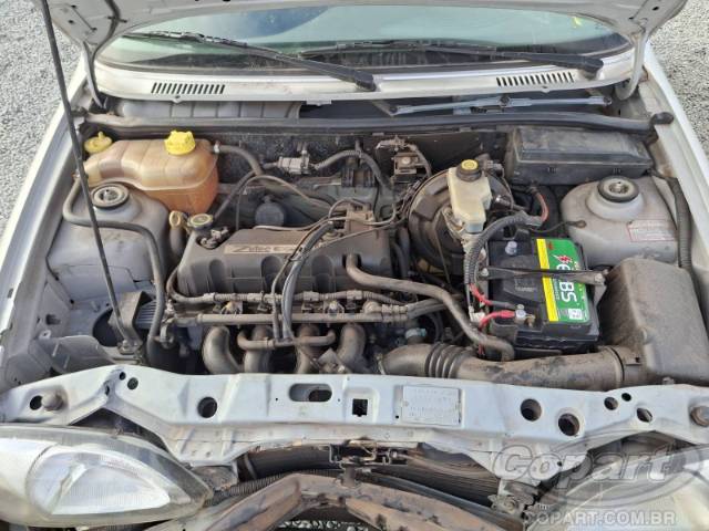 2001 FORD FIESTA 