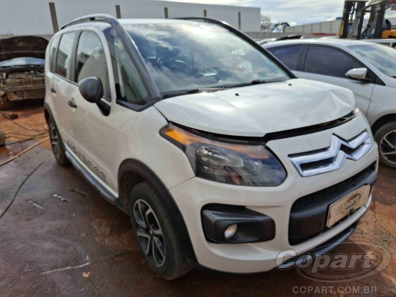 Veículo Citroën C3 Aircross Citroën C3 AirCross Tendance 1.6 16V VVT 2015 2015 em leilão