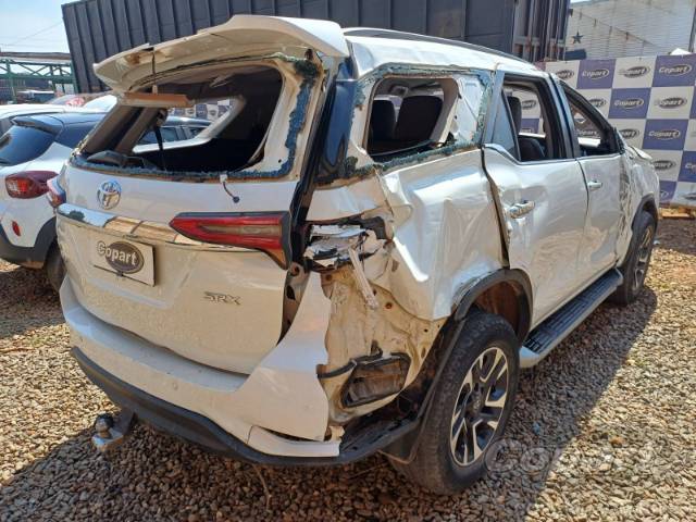 2017 TOYOTA HILUX SW4 