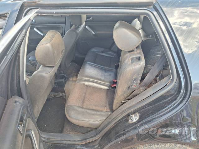 2011 VOLKSWAGEN GOLF 