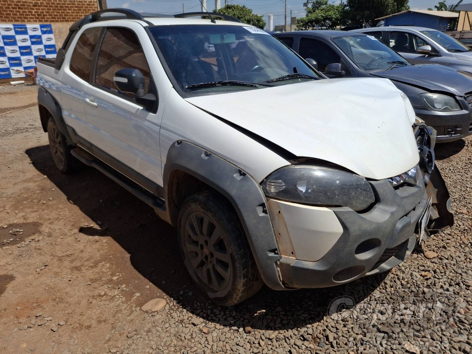 FIAT STRADA CD 1.8 Flex