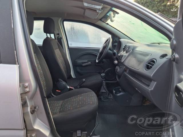 2015 FIAT UNO 