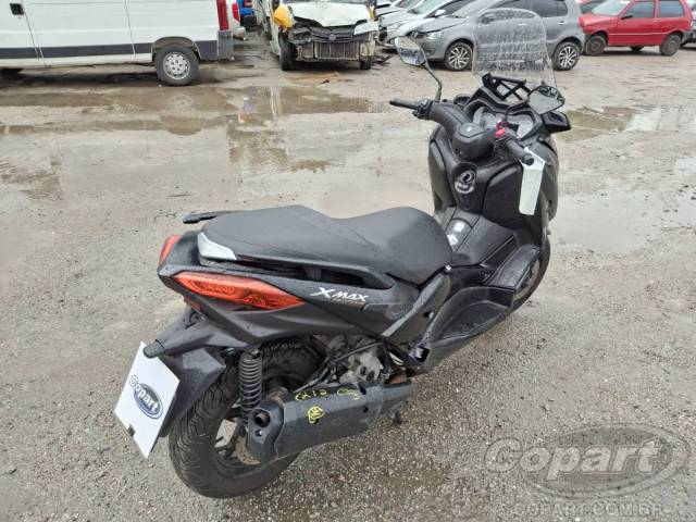 2022 YAMAHA XMAX 