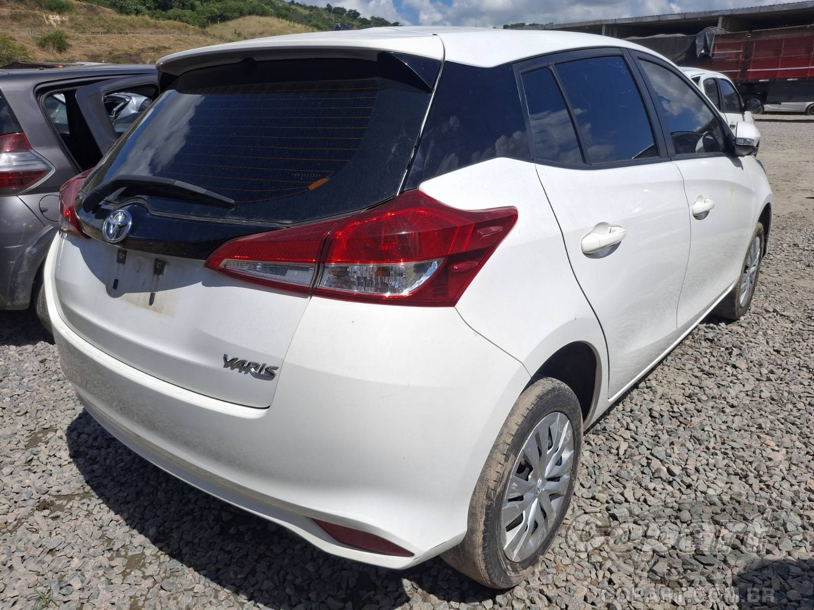 Foto 4: 2024 TOYOTA YARIS