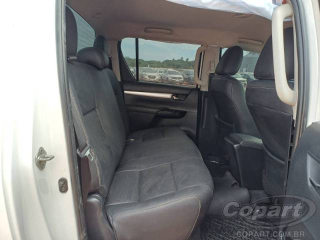 2022 TOYOTA HILUX CD 