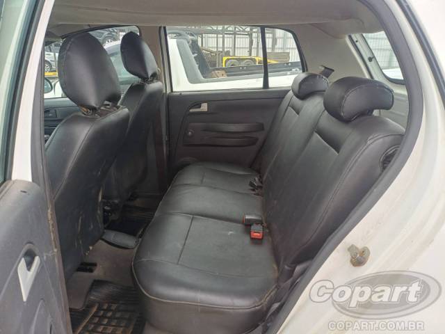 2005 VOLKSWAGEN FOX 