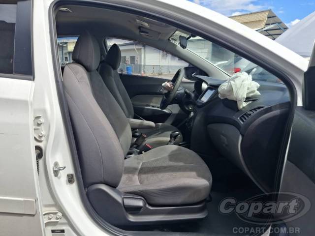 2016 HYUNDAI HB20S 