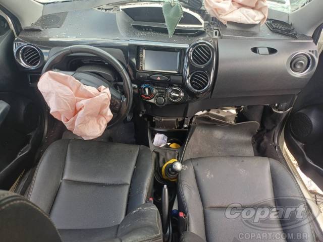 2017 TOYOTA ETIOS SEDA 