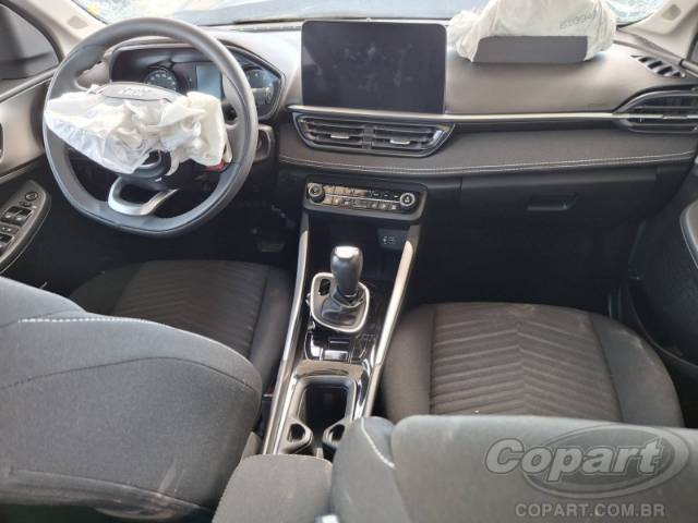 2025 FIAT FASTBACK 