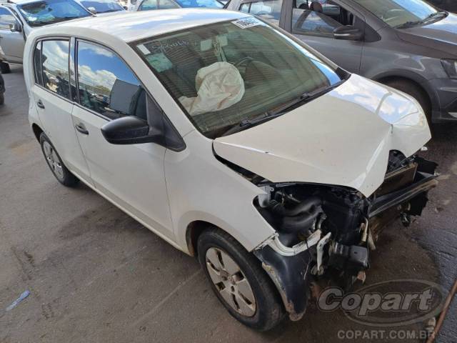 2015 VOLKSWAGEN UP 