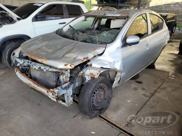 2019 NISSAN VERSA 