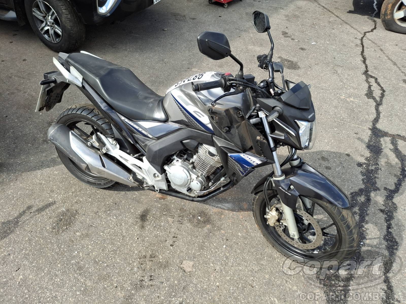 Veículo HONDA CB Honda CB 250 F Twister CBS 2020 Pequena Monta 2020 em leilão