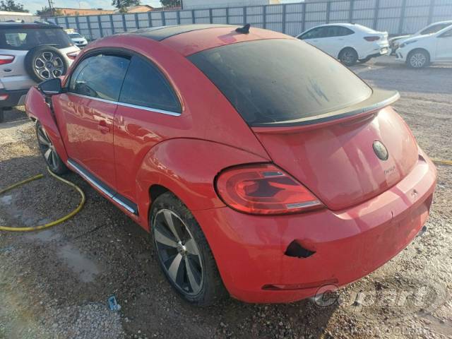 2013 VOLKSWAGEN FUSCA 