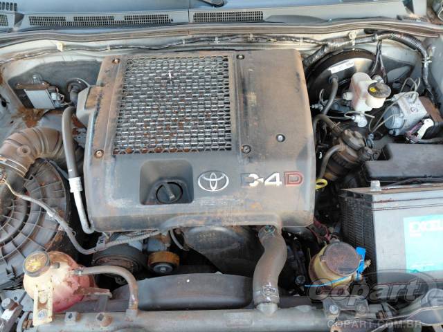 2011 TOYOTA HILUX CD 