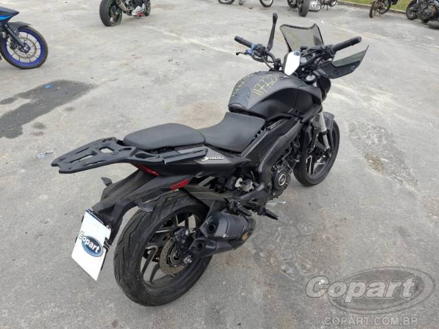 2024 BAJAJ DOMINAR 