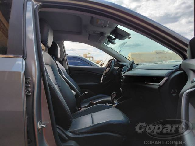 2025 CHEVROLET TRACKER 