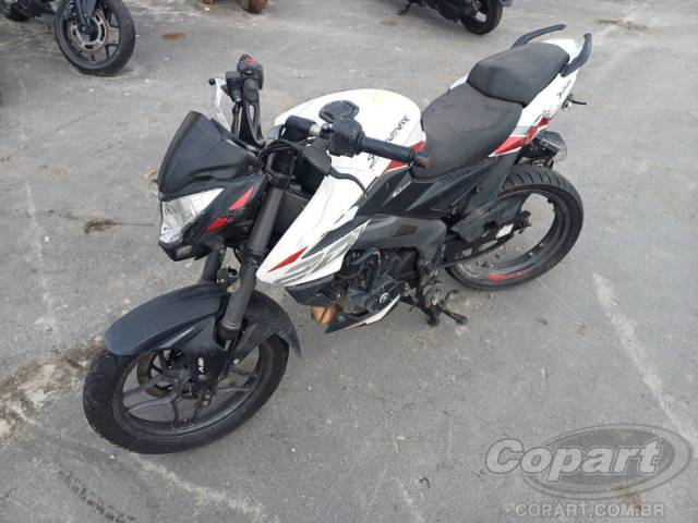 2025 BAJAJ DOMINAR 