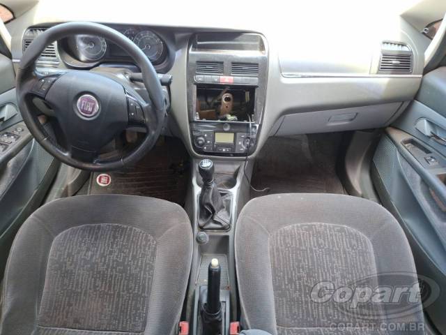 2010 FIAT LINEA 