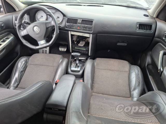 2011 VOLKSWAGEN GOLF 