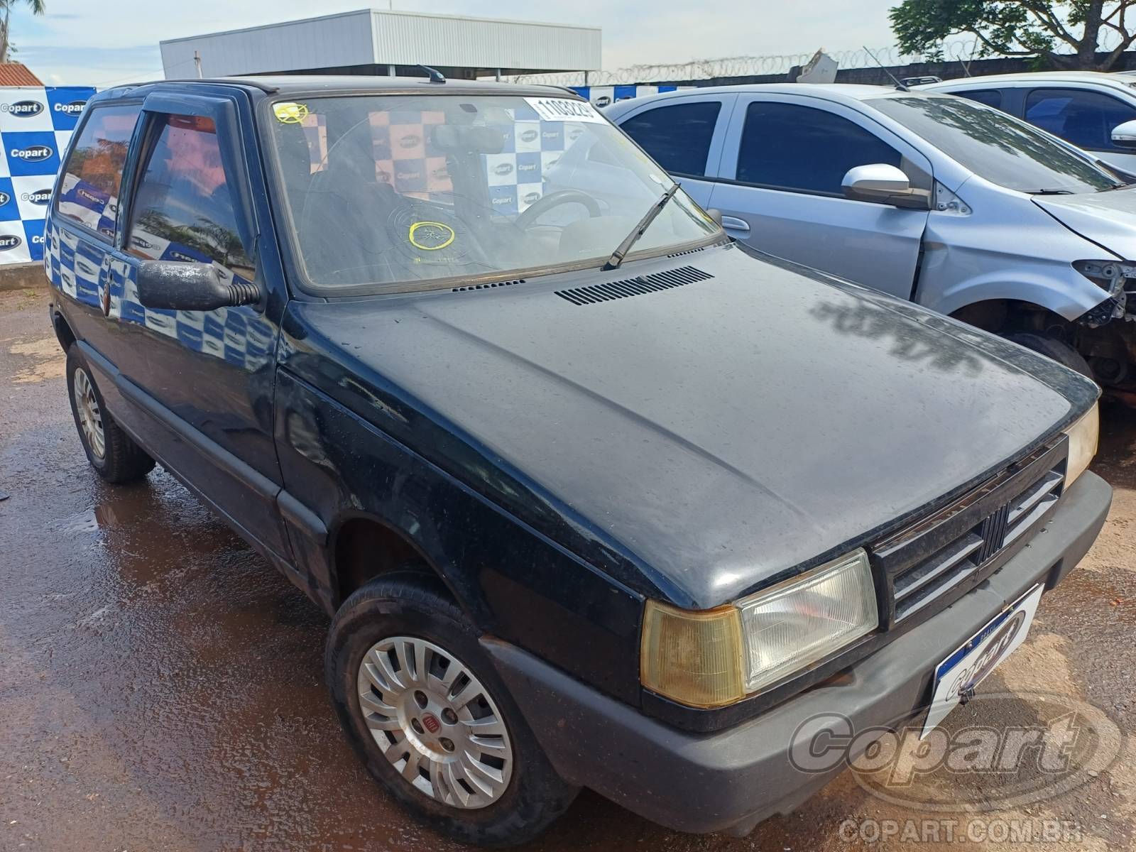 Veículo Fiat Uno Fiat Uno Mille Eletronic 1995 1995 em leilão