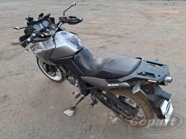 2011 SUZUKI DL 650 