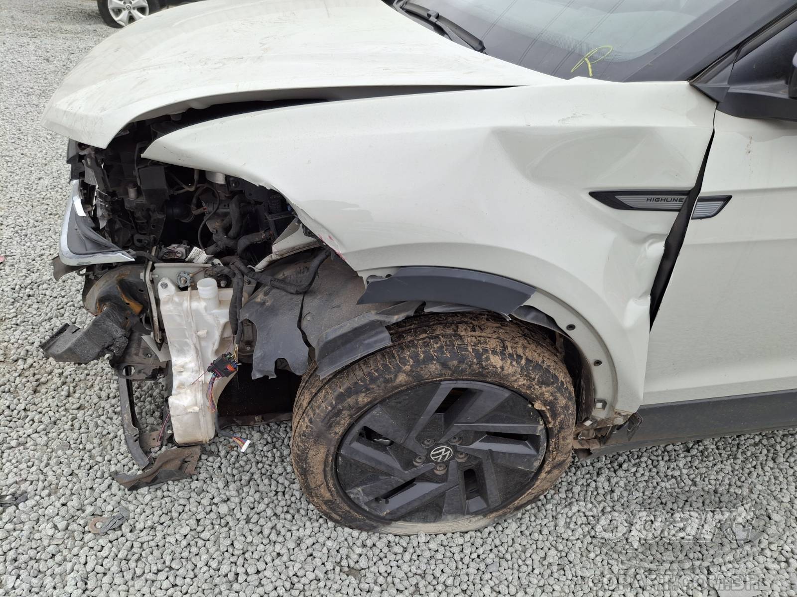 2025 VOLKSWAGEN T-CROSS — foto 12 de 15