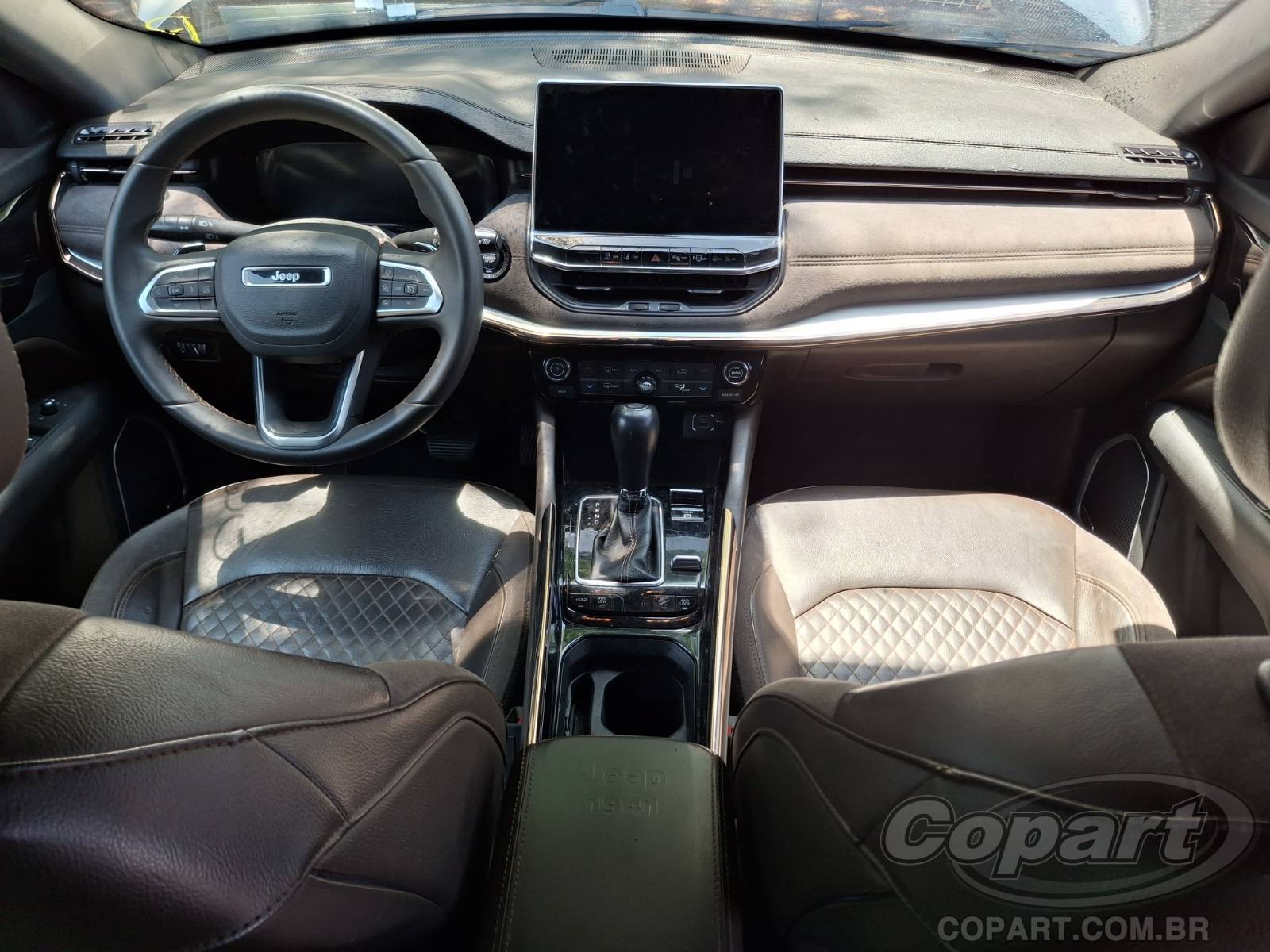Foto 9 de 11: 2022 JEEP COMMANDER