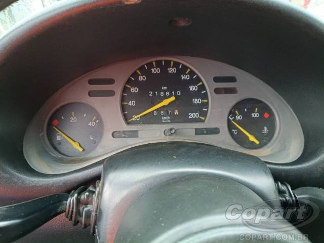 1999 CHEVROLET CORSA SEDAN 