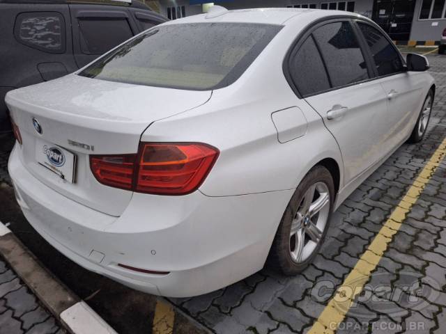 2014 BMW SERIE 3 