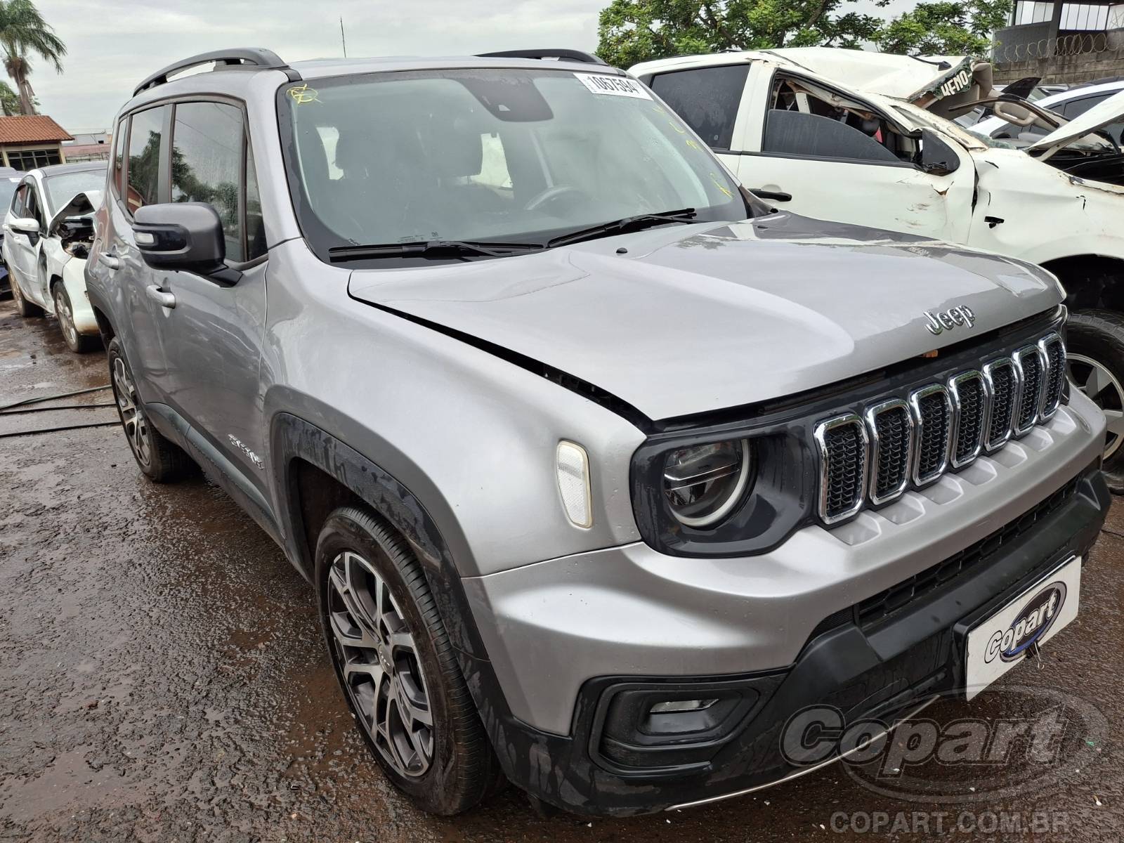 Veículo Fiat Renegade JEEP RENEGADE 2022 - SUV Pequeno 2022 em leilão