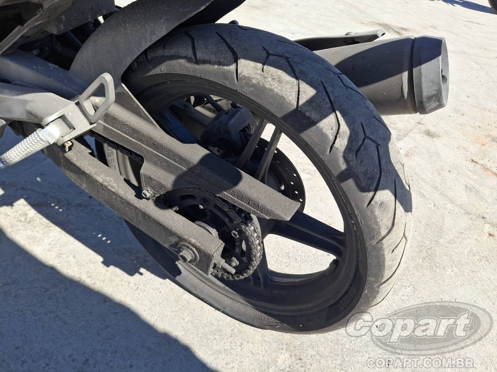 Foto 7 de 10: 2013 YAMAHA FAZER