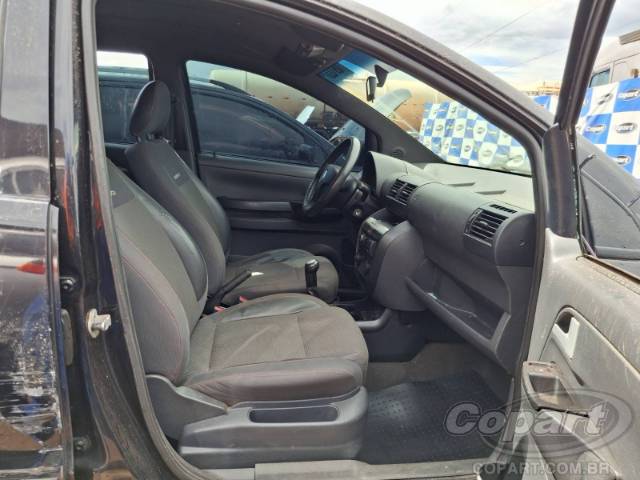 2010 VOLKSWAGEN FOX 