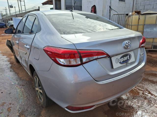 2020 TOYOTA YARIS SEDA 