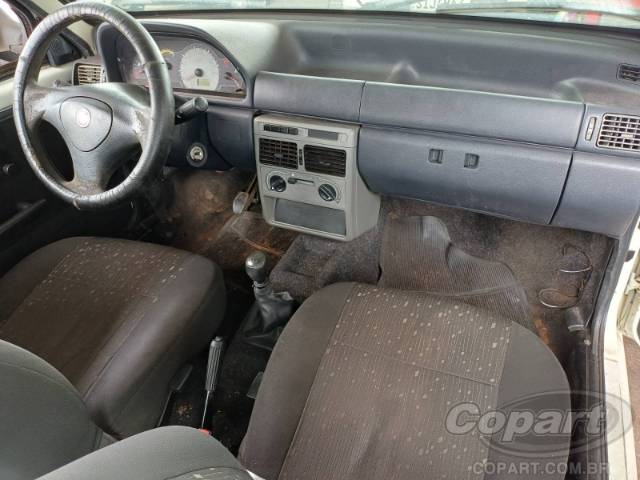 2013 FIAT UNO 