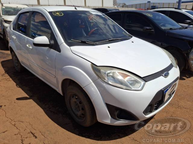 2013 FORD FIESTA SEDAN 