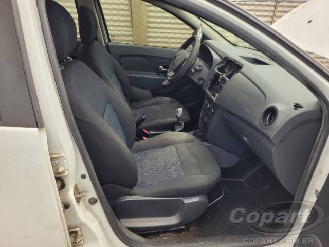 2015 RENAULT SANDERO 