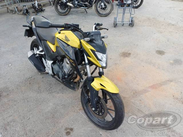 2024 HONDA CB 300F 
