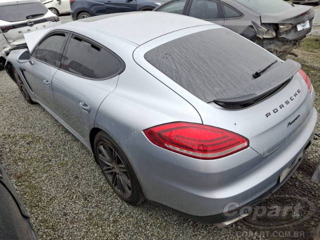 2016 PORSCHE PANAMERA 