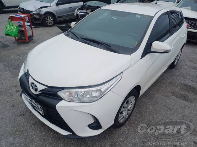 2023 TOYOTA YARIS 