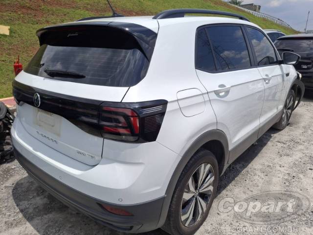 2022 VOLKSWAGEN T-CROSS 
