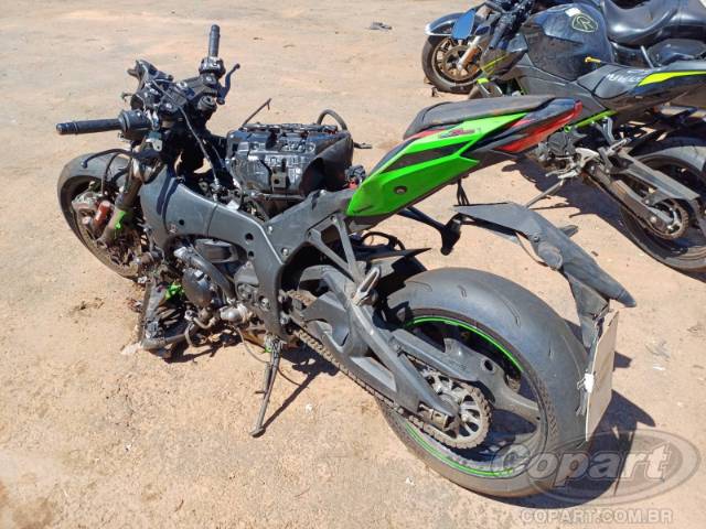 2024 KAWASAKI NINJA ZX-10R 