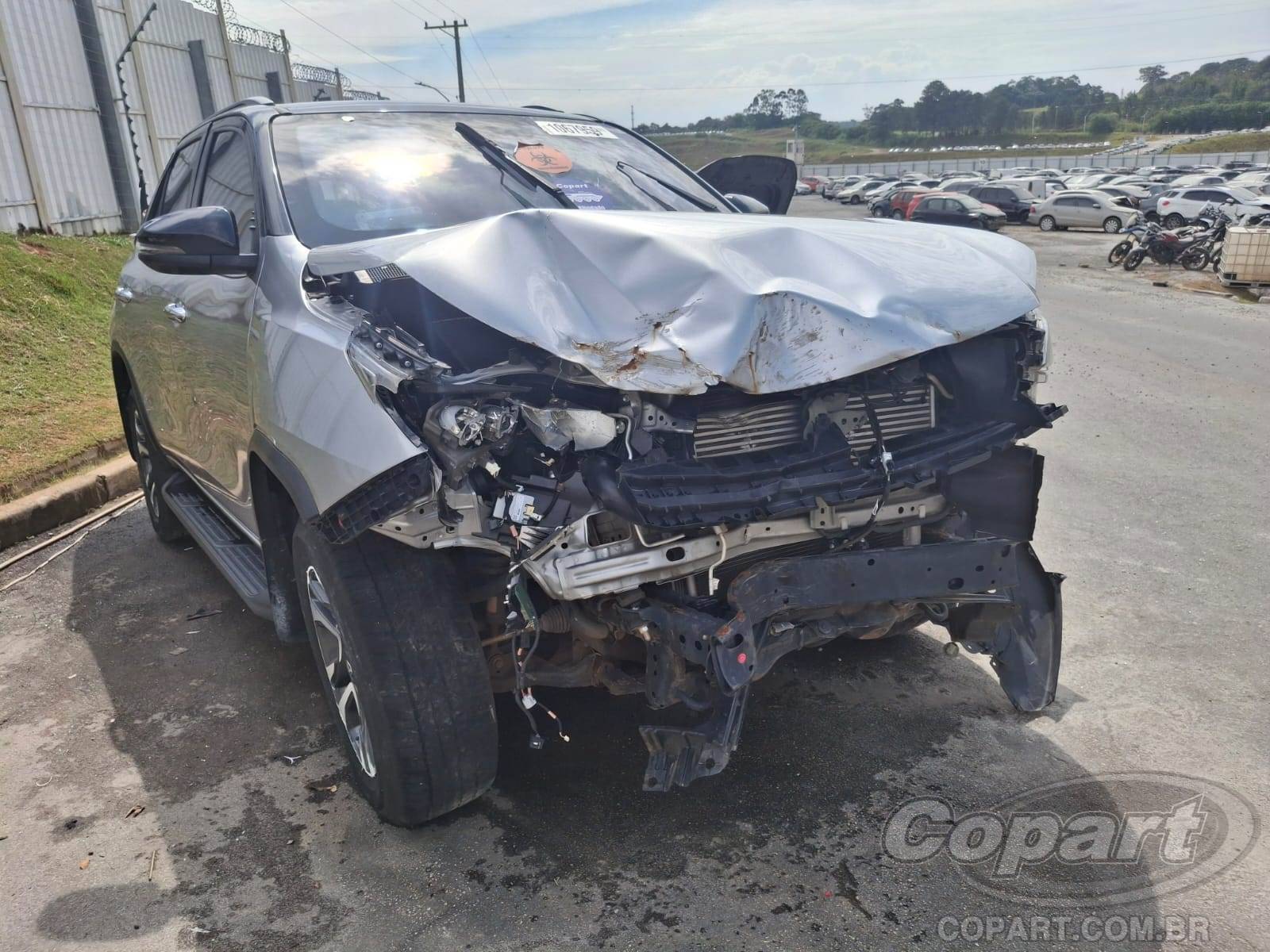 Veículo Toyota SW4 Toyota SW4 Diamond 2.8 D-4D Turbo 2022 2022 em leilão