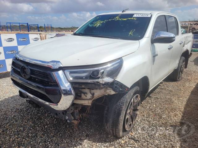 2021 TOYOTA HILUX CD 