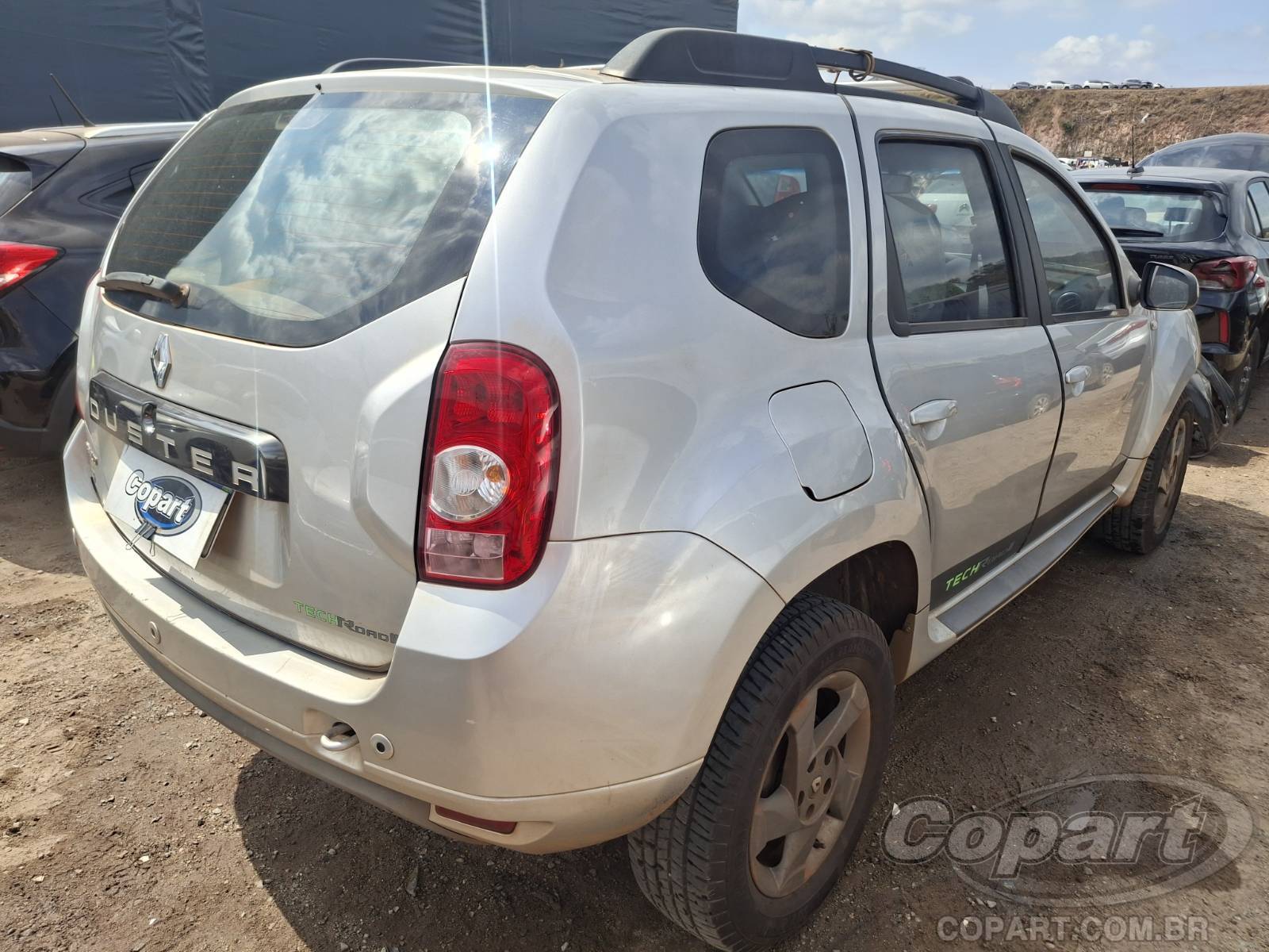 Foto 4: 2015 RENAULT DUSTER