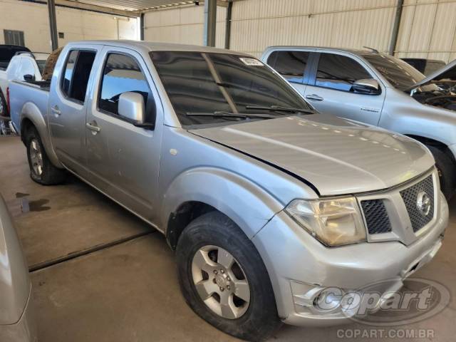 2015 NISSAN FRONTIER CD 