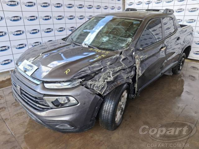 2022 FIAT TORO 