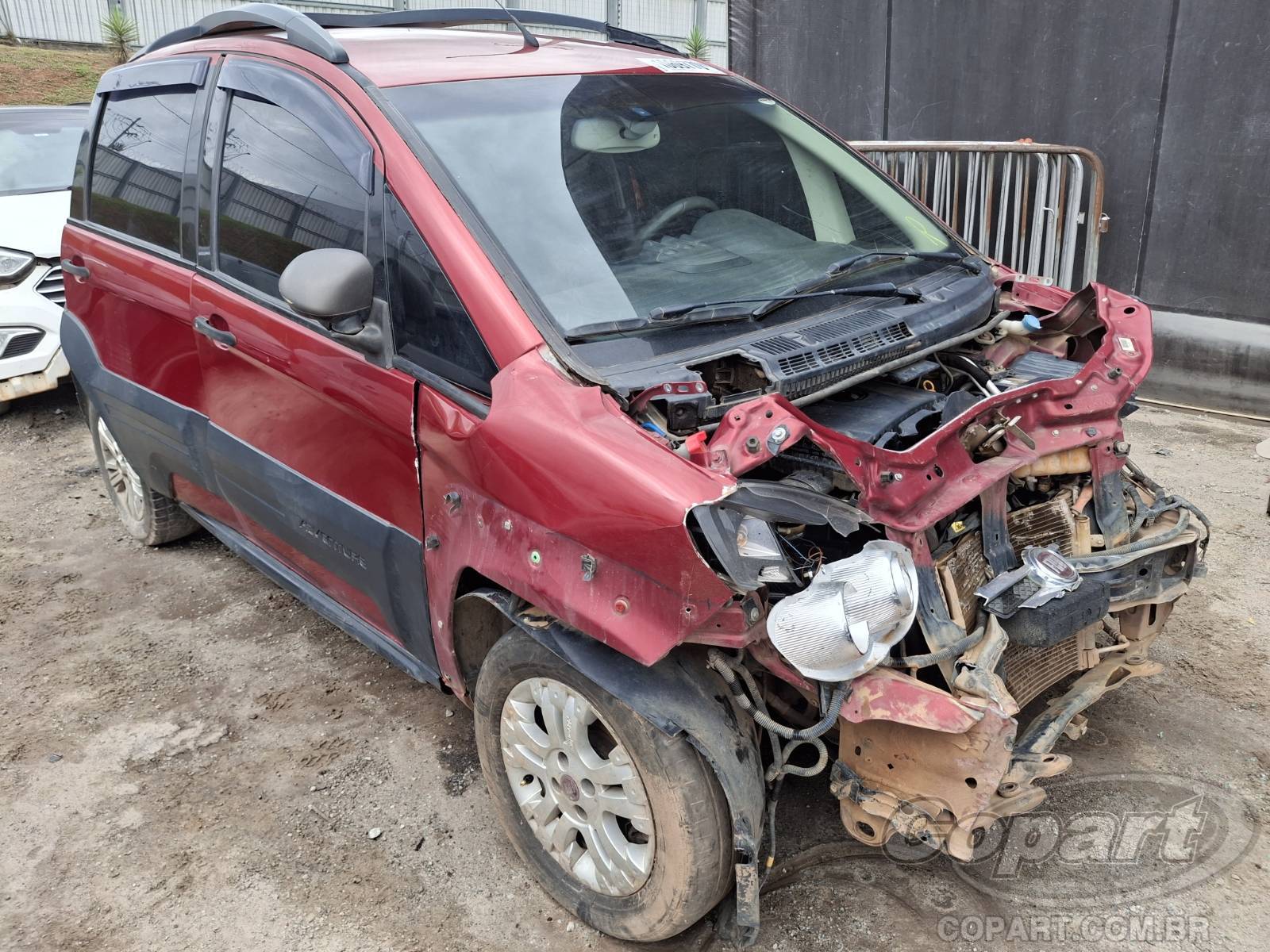 FIAT IDEA ADVENTURE DUALOGIC 1.8 16V E.TORQ 2013