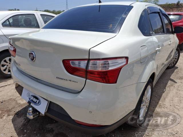 2015 FIAT GRAND SIENA 