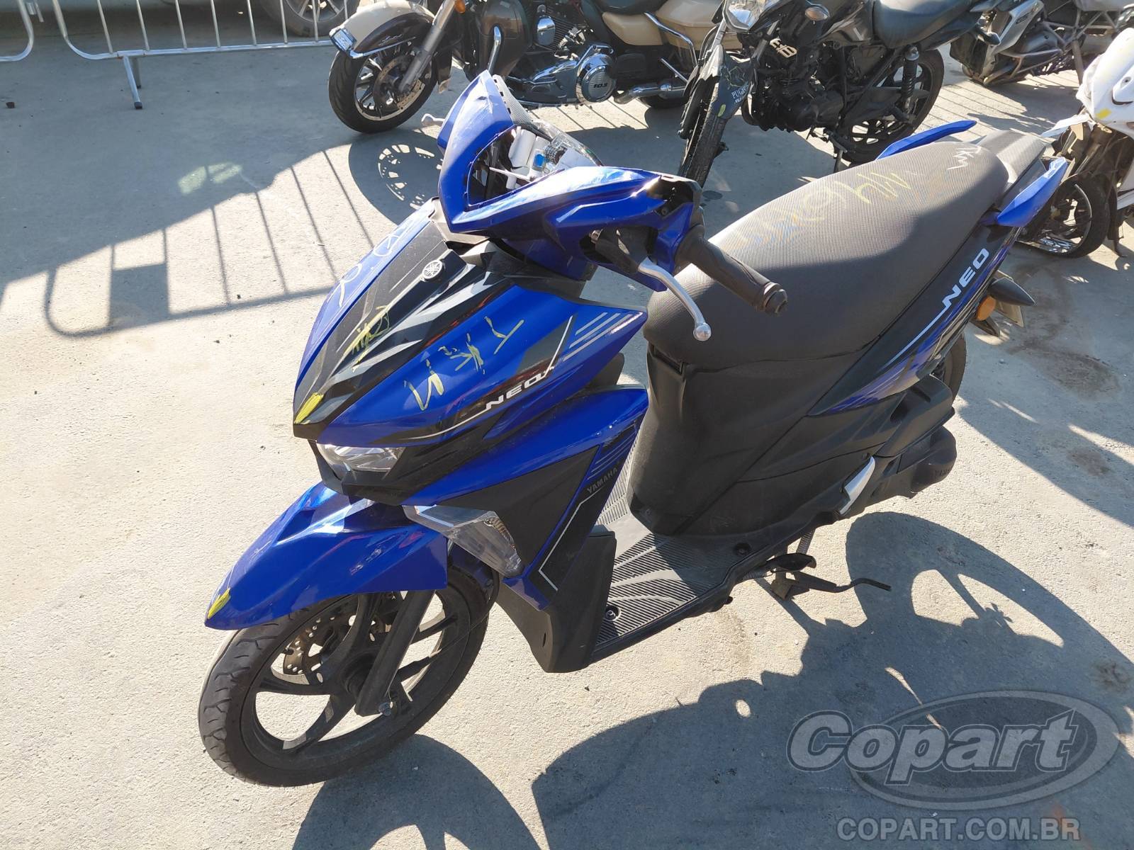 Foto 2: 2025 YAMAHA NEO