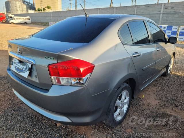 2011 HONDA CITY 